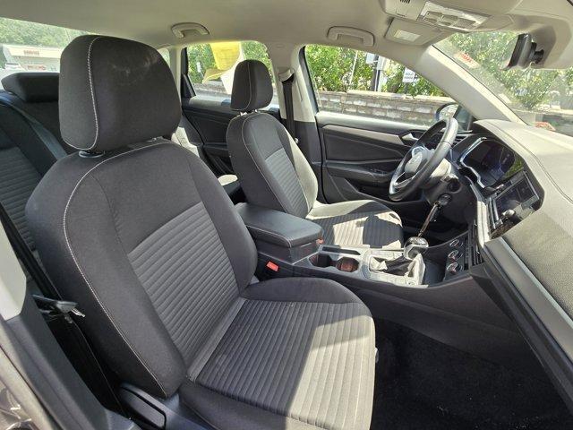 Photo of 2024 Platinum Gray Metallic Volkswagen Jetta