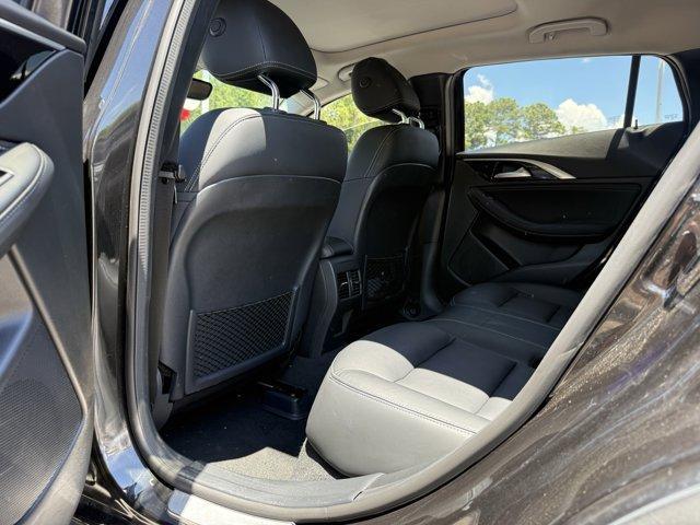 Photo of 2019 Pearlescent Black INFINITI QX30