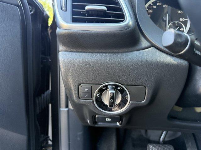 Photo of 2019 Pearlescent Black INFINITI QX30