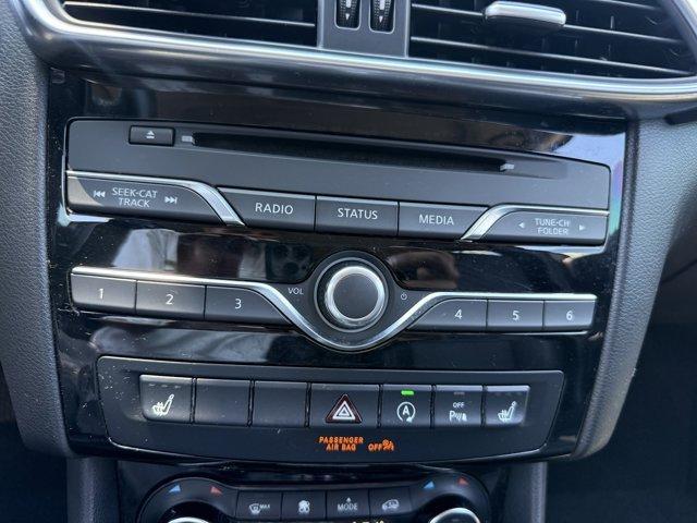 Photo of 2019 Pearlescent Black INFINITI QX30