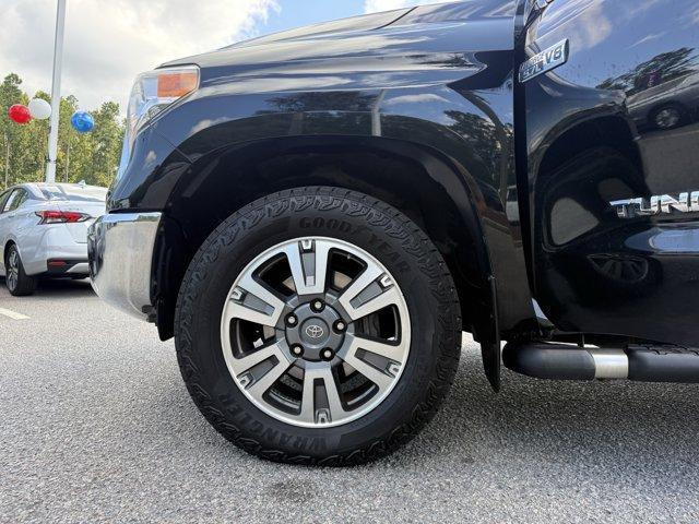 Photo of 2017 Black Toyota Tundra