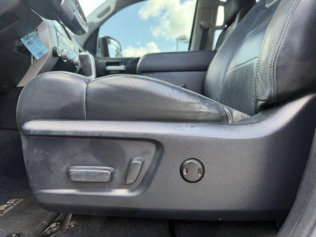 Photo of 2017 Black Toyota Tundra