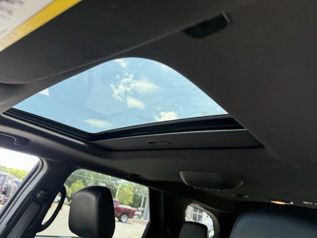 Photo of 2023 DB Black Clearcoat Dodge Durango