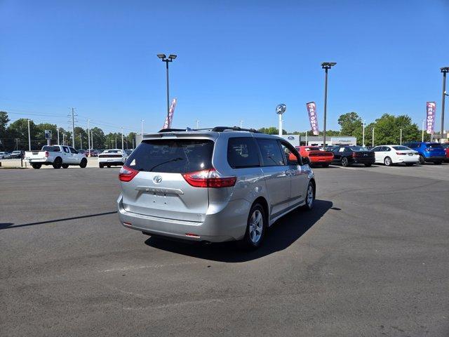 Photo of 2020  Toyota Sienna