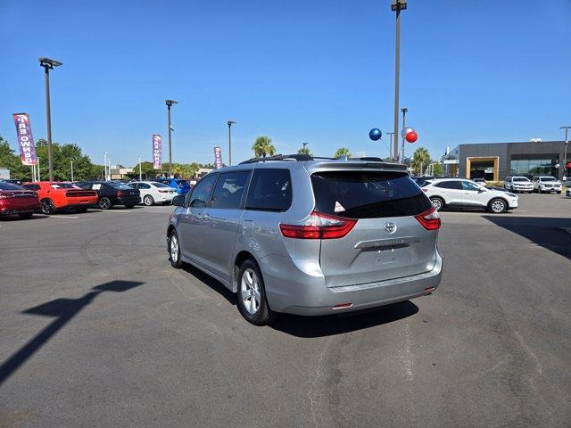 Photo of 2020  Toyota Sienna