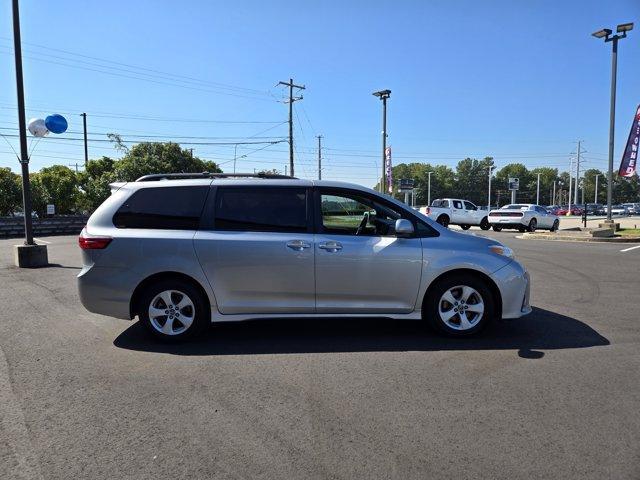 Photo of 2020  Toyota Sienna