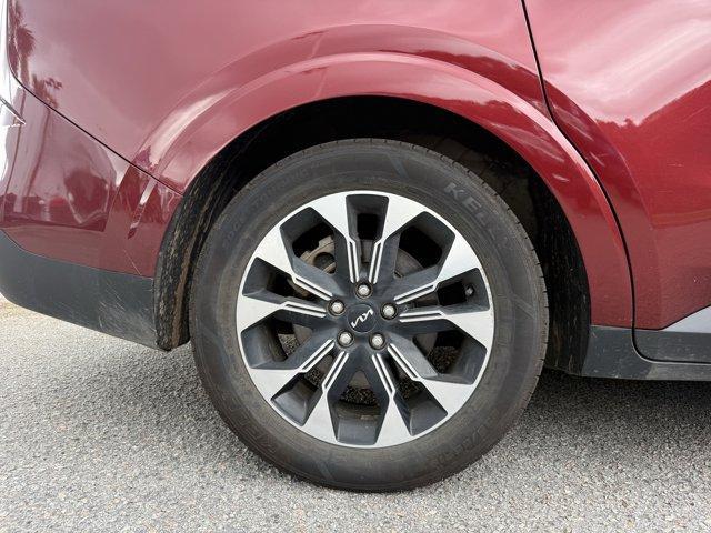 Photo of 2024 Flare Red Kia Carnival