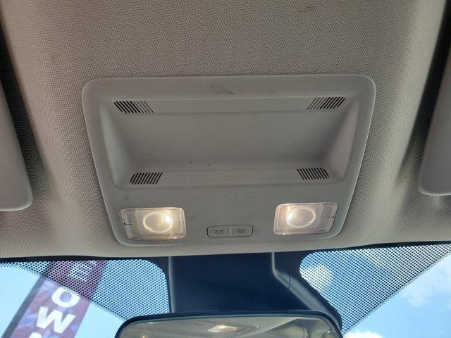 Photo of 2022 White Ford Ranger