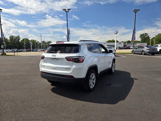 Photo of 2024 Bright White Clearcoat Jeep Compass