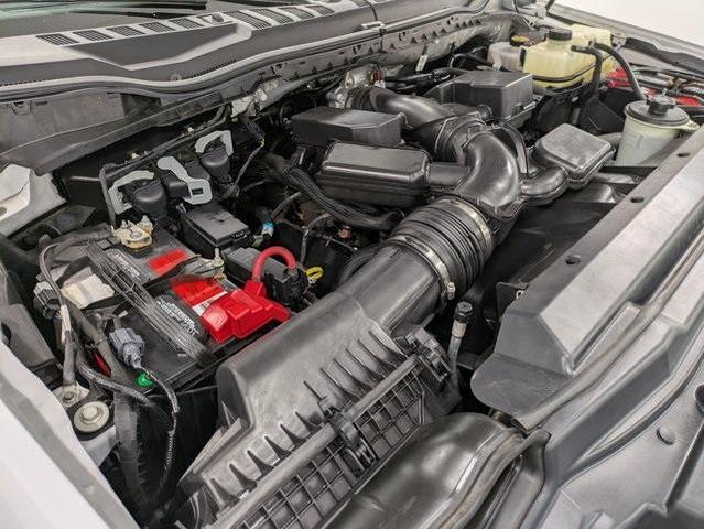 Photo of 2022 Oxford White Ford F-350