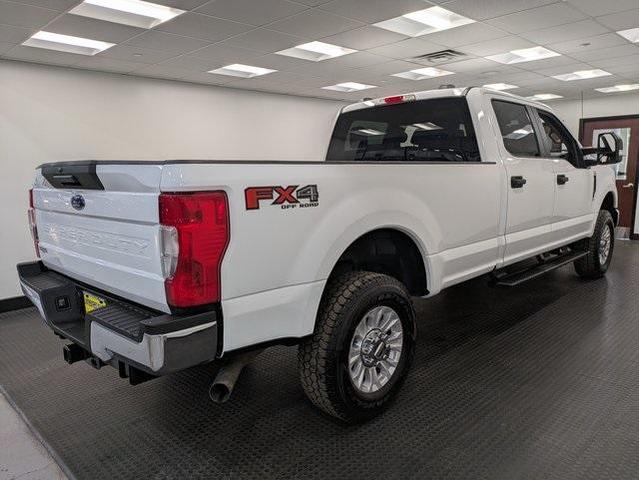 Photo of 2022 Oxford White Ford F-350
