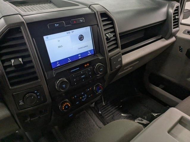Photo of 2022 Oxford White Ford F-350
