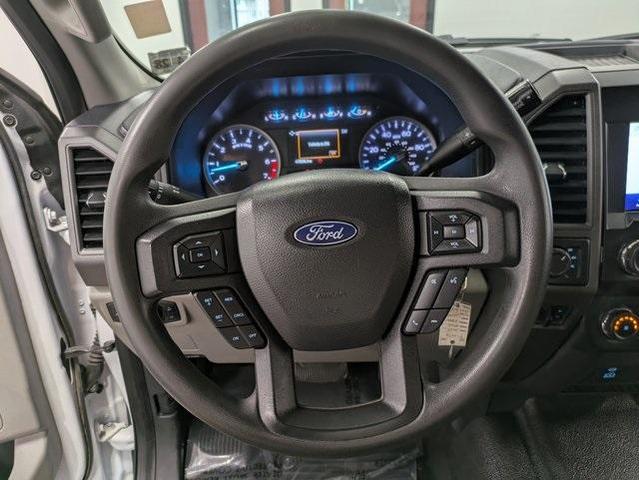Photo of 2022 Oxford White Ford F-350