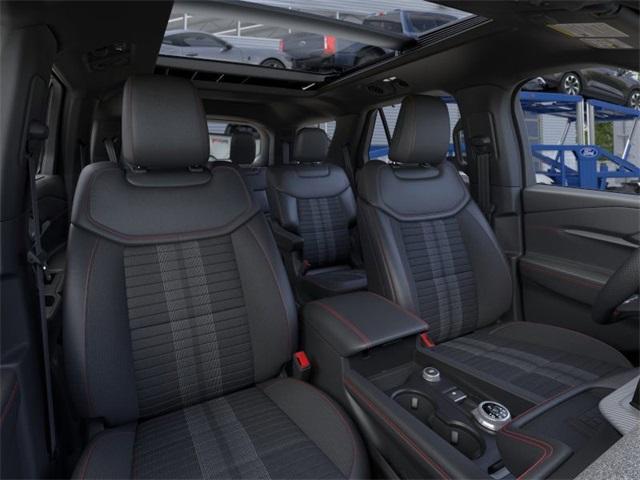 Photo of 2025 Rapid Red Metallic Tinted Clearcoat Ford Explorer