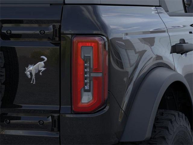 Photo of 2025 Shadow Black Ford Bronco