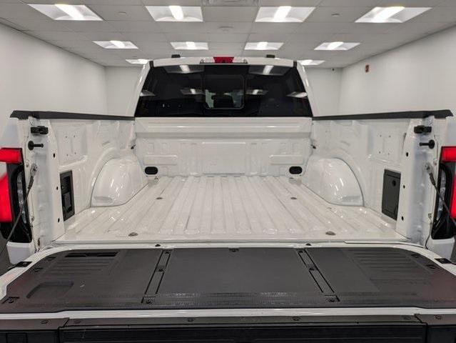 Photo of 2024 Star White Ford F-150 Lightning