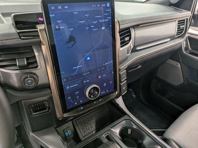 Photo of 2024 Star White Ford F-150 Lightning