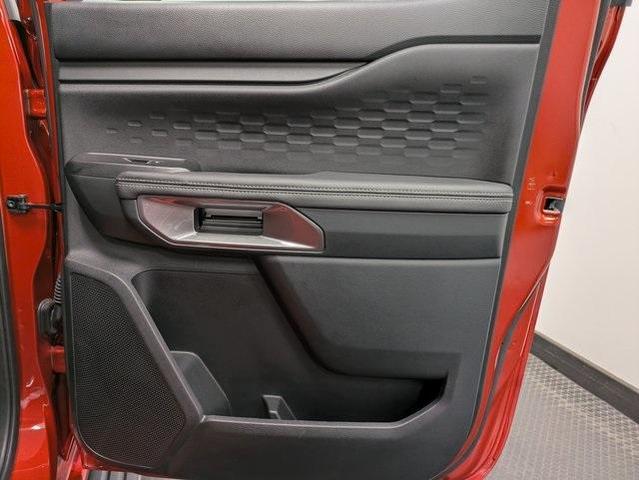 Photo of 2024 Hot Pepper Red Metallic Tinted Clearcoat Ford Ranger