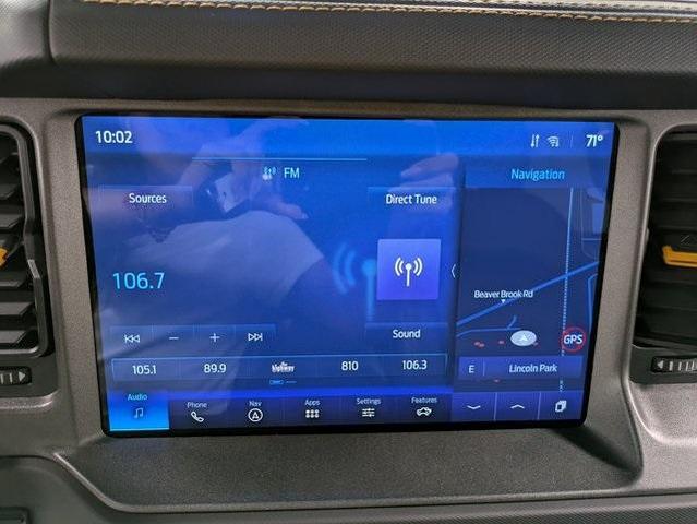 Photo of 2024 Azure Gray Metallic Ford Bronco