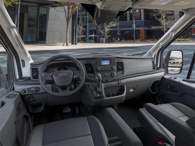 Photo of 2025 Oxford White Ford Transit-250