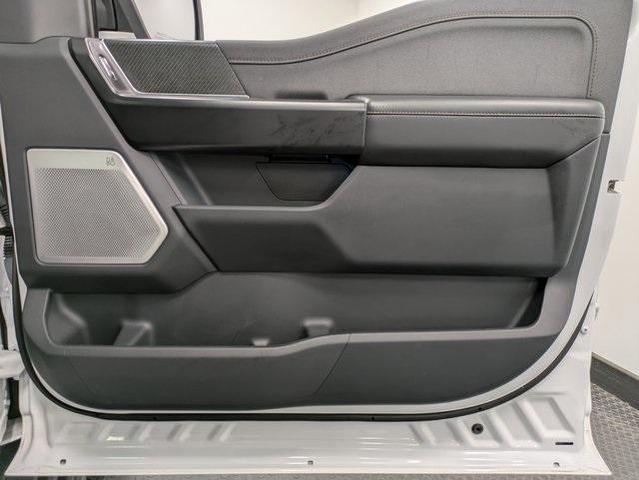 Photo of 2022 Oxford White Ford F-150