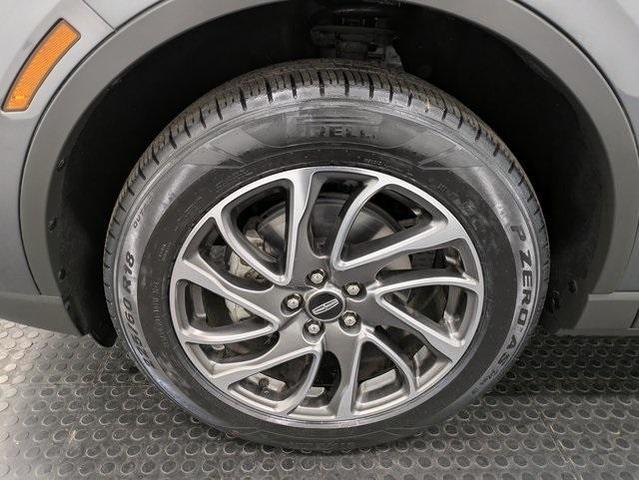 Photo of 2022 Metallic Lincoln Corsair