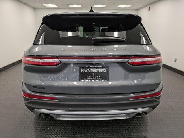 Photo of 2022 Metallic Lincoln Corsair