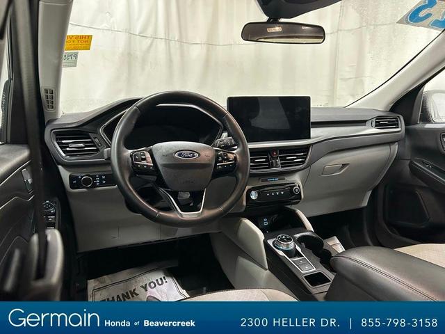 Photo of 2023 Cinnabar Red Metallic Ford Escape