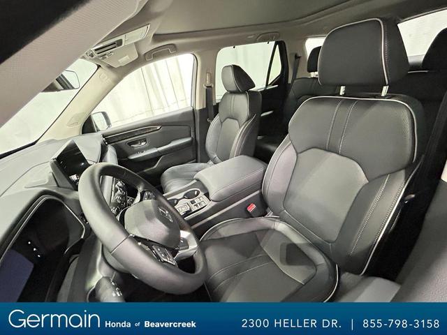Photo of 2025 Modern Steel Metallic Honda Pilot