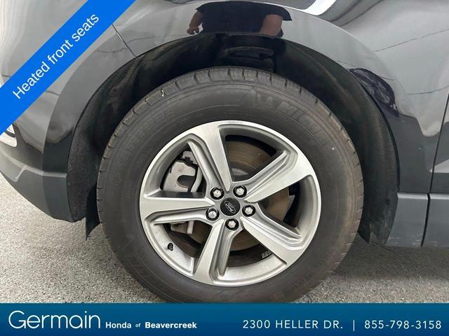 Photo of 2023 Agate Black Metallic Ford Edge