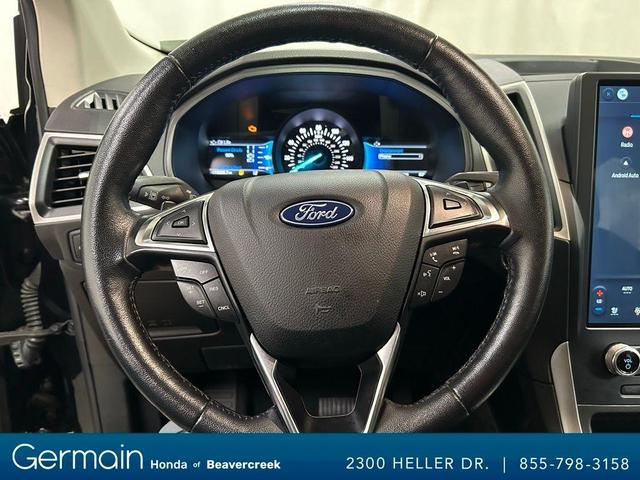 Photo of 2023 Agate Black Metallic Ford Edge