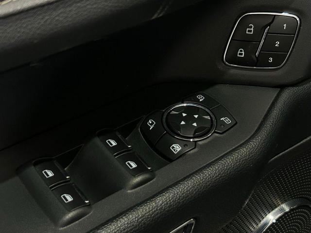 Photo of 2024 Race Red Ford Expedition Max