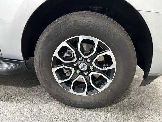 Photo of 2024 Race Red Ford Expedition Max
