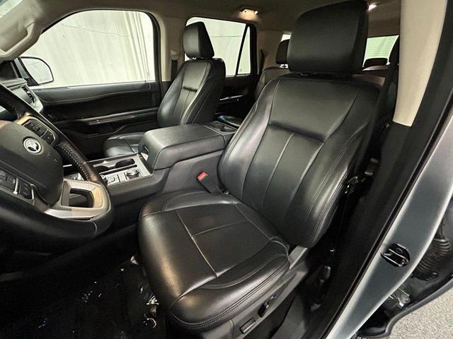 Photo of 2024 Race Red Ford Expedition Max