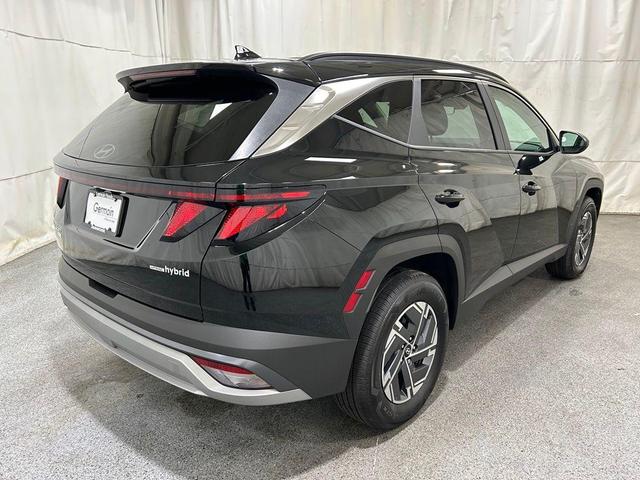 Photo of 2025 Ash Black Hyundai TUCSON Hybrid