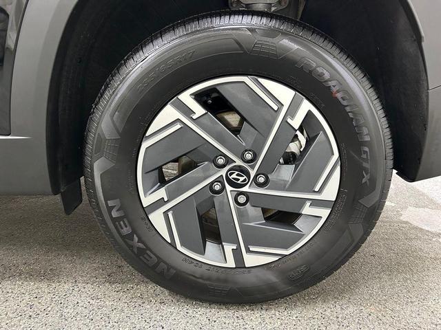 Photo of 2025 Ash Black Hyundai TUCSON Hybrid