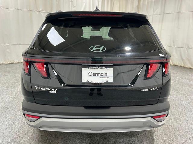 Photo of 2025 Ash Black Hyundai TUCSON Hybrid