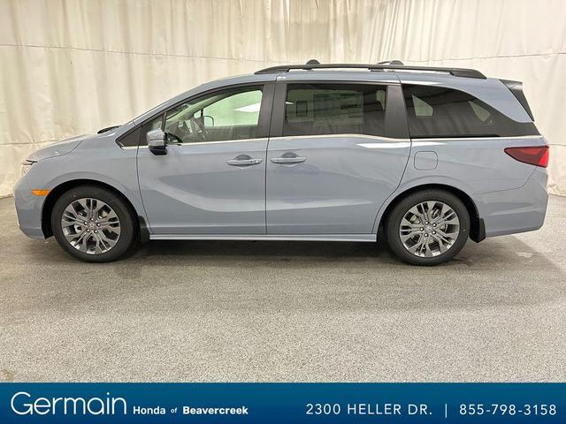 Photo of 2026 Sonic Gray Pearl Honda Odyssey