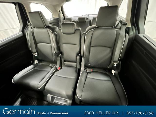 Photo of 2026 Sonic Gray Pearl Honda Odyssey