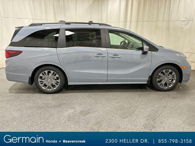 Photo of 2026 Sonic Gray Pearl Honda Odyssey