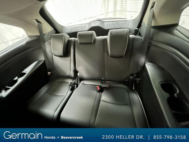Photo of 2026 Sonic Gray Pearl Honda Odyssey