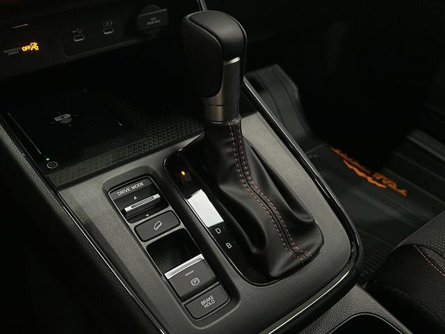 Photo of 2026 Ash Green Honda CR-V Hybrid