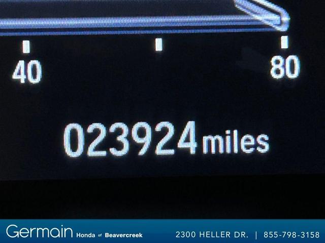 Photo of 2022 Platinum White Pearl Honda CR-V Hybrid