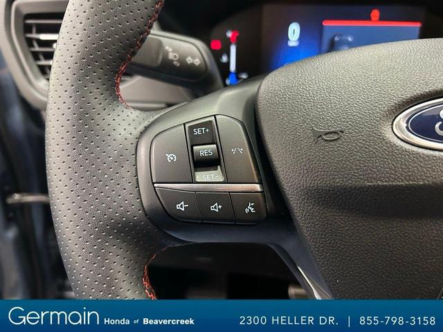 Photo of 2023 Vapor Blue Metallic Ford Escape