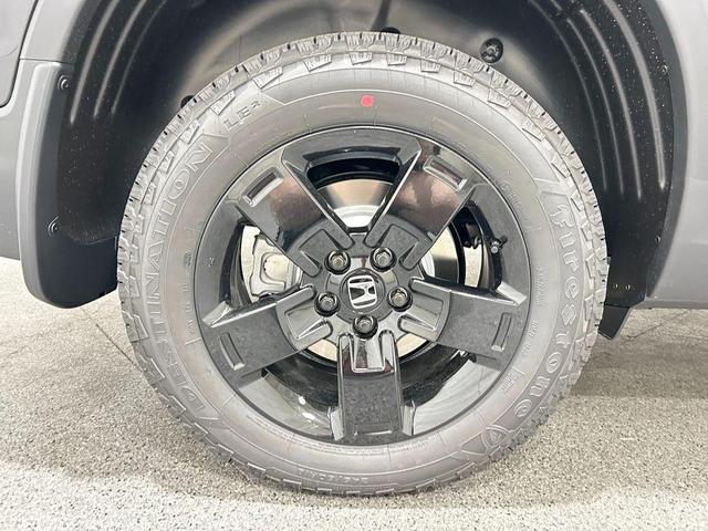 Photo of 2025 Crystal Black Pearl Honda Ridgeline