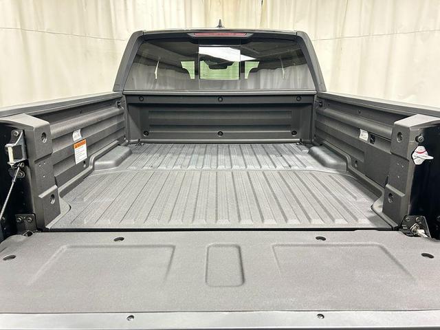 Photo of 2025 Crystal Black Pearl Honda Ridgeline