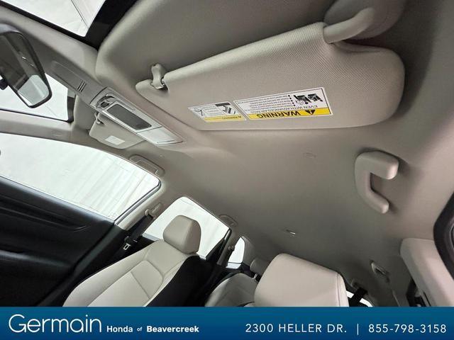 Photo of 2025 Platinum White Pearl Honda CR-V