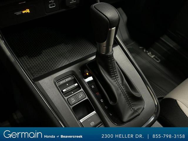 Photo of 2025 Platinum White Pearl Honda CR-V
