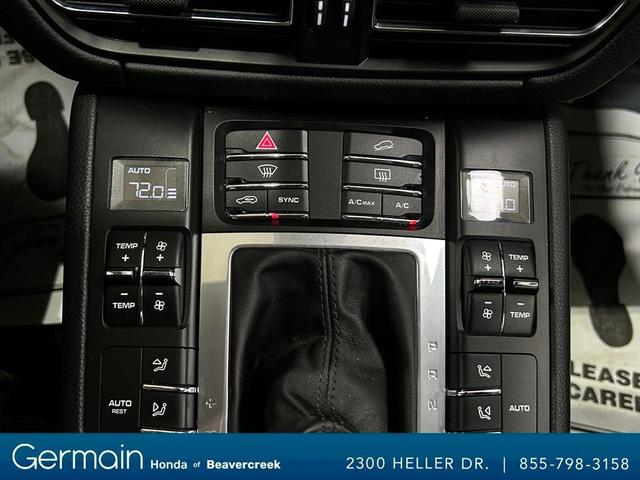 Photo of 2020 Carrara White Metallic Porsche Macan