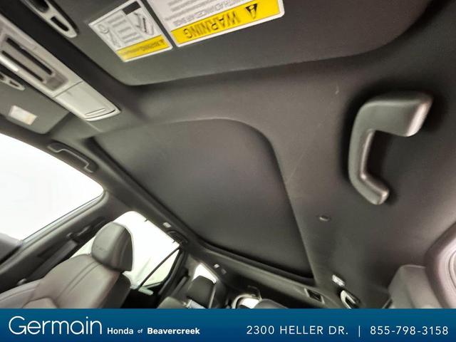 Photo of 2025 Platinum White Pearl Honda Pilot